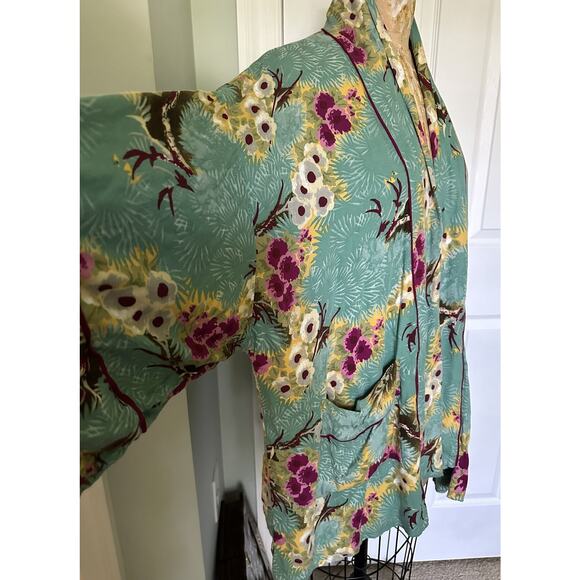 FLOREAT Loved By Anthropologie Women's Floral Rayon Kimono Jacket Size XS/S - Picture 1 of 16
